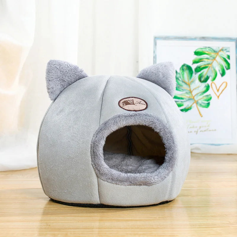 Comfortable Cat Bed & Cave