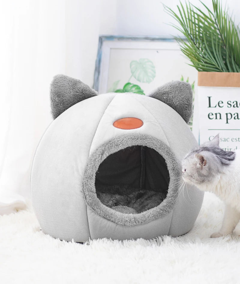 Comfortable Cat Bed & Cave