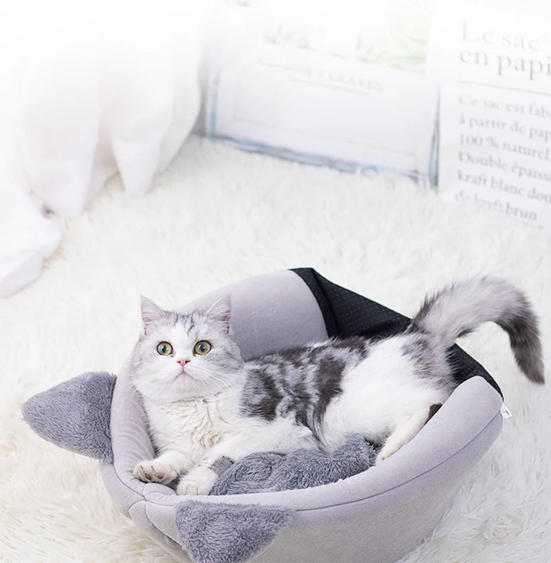 Comfortable Cat Bed & Cave